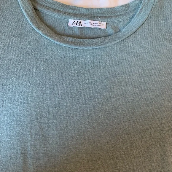 Zara T-shirt - Picture 2 of 6
